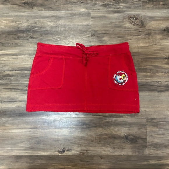 Y2K BONGO Red Mini Skirt with Patch - Picture 2 of 6